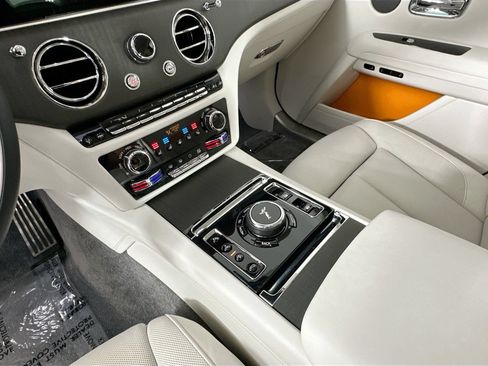 Certified 2026 Rolls-Royce Ghost AWD/4WD image 15