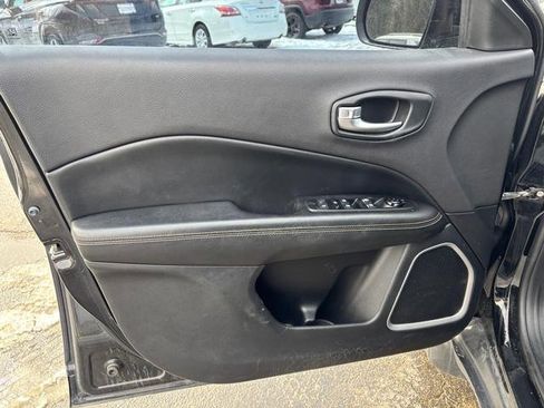 Used 2018 Jeep Compass Sport w/ Cold Weather Group image 10