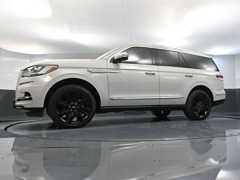 Used 2024 Lincoln Navigator Reserve w/ Equipment Group 201A image 64