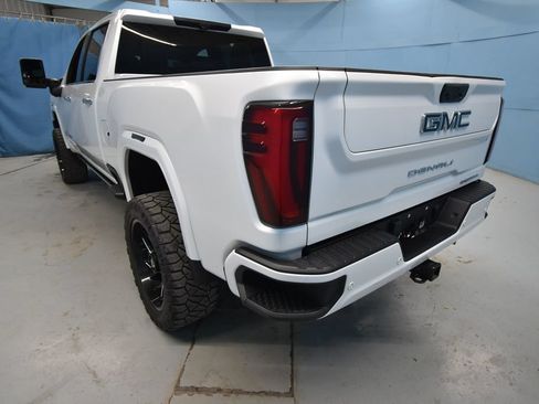 Used 2024 GMC Sierra 2500 Denali Ultimate AWD/4WD image 33