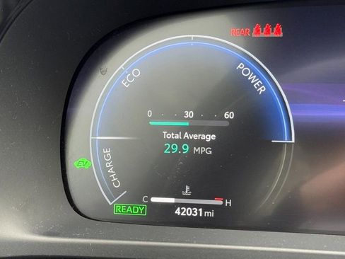 Certified 2025 Toyota Crown Signia w/ Advanced Technology Package image 22