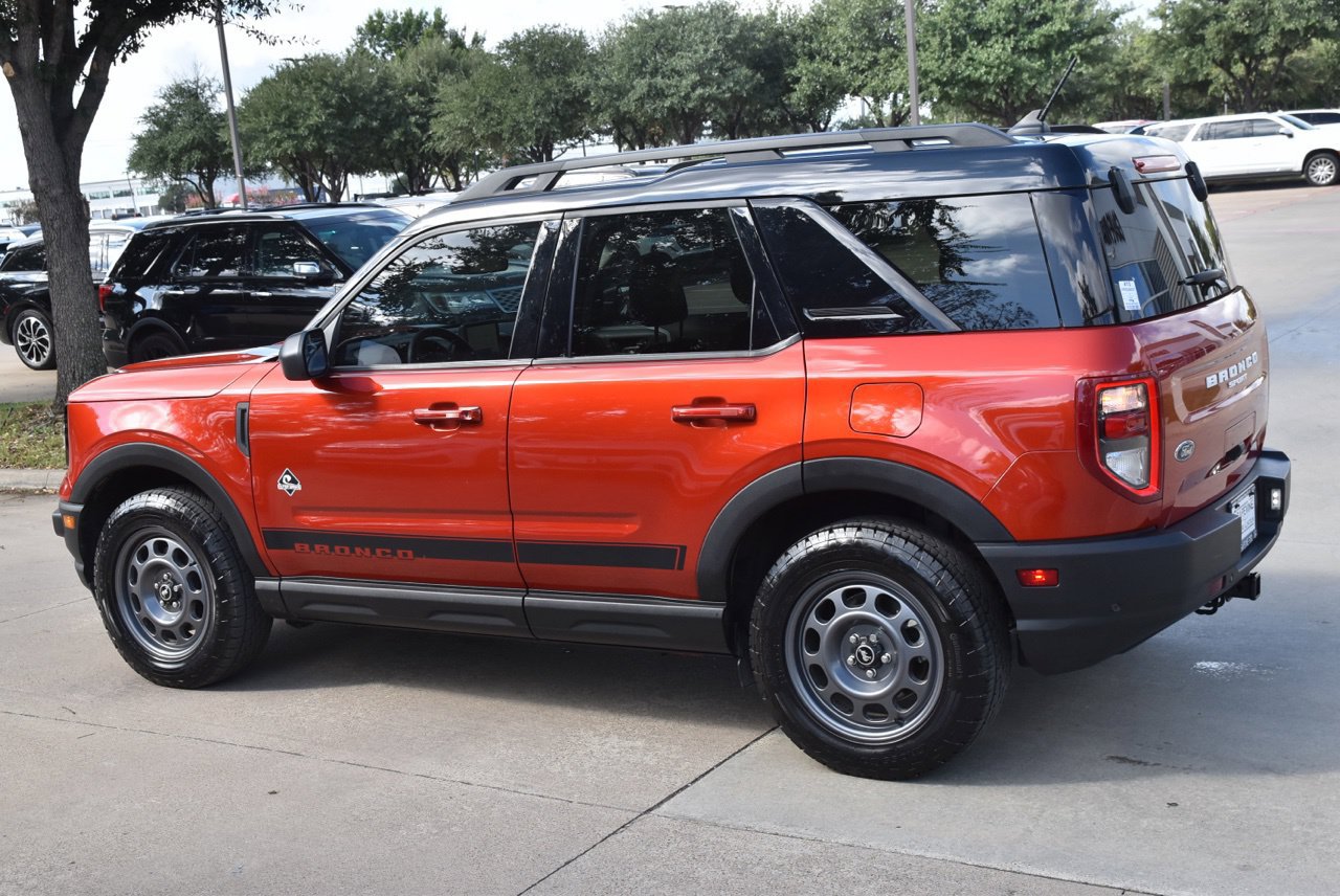 Used 2023 Ford Bronco Sport Outer Banks AWD/4WD image 11