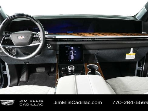 New 2026 Cadillac Escalade Platinum Sport w/ LPO, ONYX Package AWD/4WD image 20