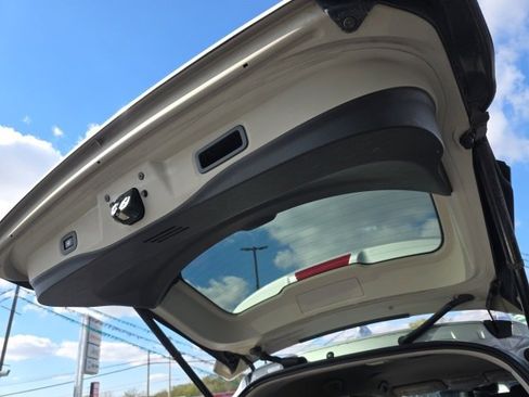 Used 2019 Nissan Rogue SV image 52