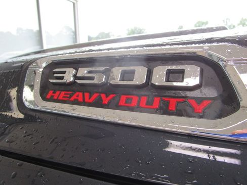 New 2026 RAM 3500 Tradesman AWD/4WD image 18
