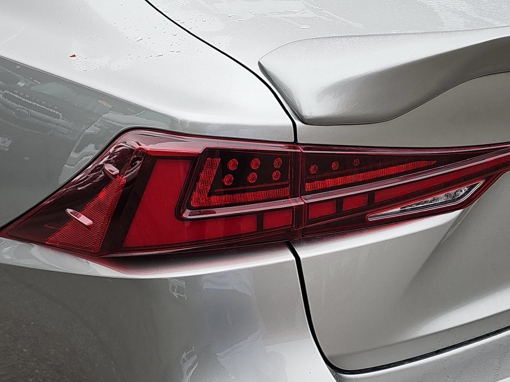 Used 2015 Lexus IS 250 AWD image 17