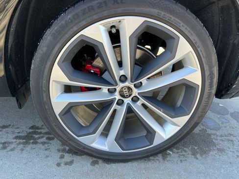 Used 2025 Audi Q5 Prestige image 13