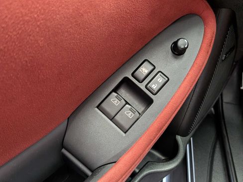 Used 2010 Nissan 370Z Touring w/ Sport Pkg RWD image 19