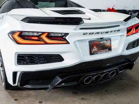 Used 2024 Chevrolet Corvette Z06 w/ LPO, Roadside Safety Package image 25