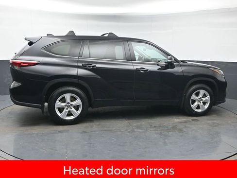 Certified 2022 Toyota Highlander LE image 8