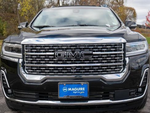 Used 2023 GMC Acadia Denali w/ Black Diamond Edition image 3