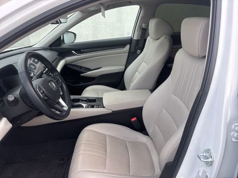 Used 2022 Honda Accord EX-L image 10