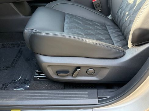 New 2026 Nissan Rogue Platinum image 17