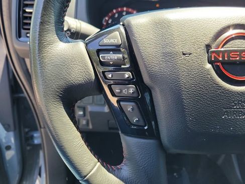 Used 2024 Nissan Frontier PRO-4X w/ Technology Package image 14