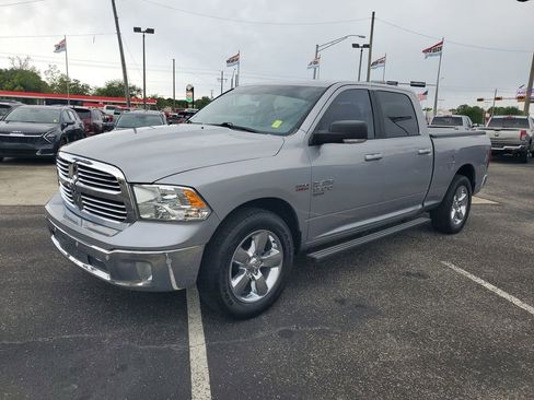Used 2019 RAM 1500 Big Horn RWD image 2