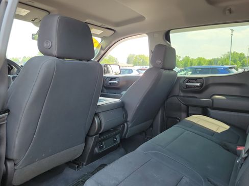 Used 2019 Chevrolet Silverado 1500 Custom image 14