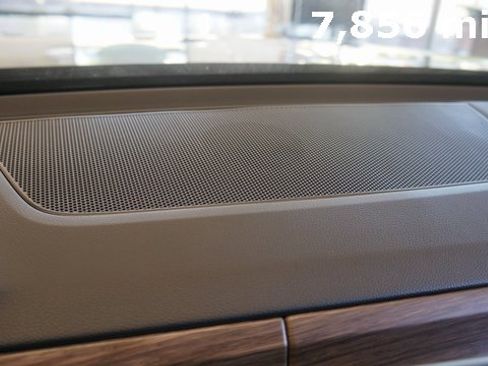 Used 2025 Volkswagen Atlas SEL image 15