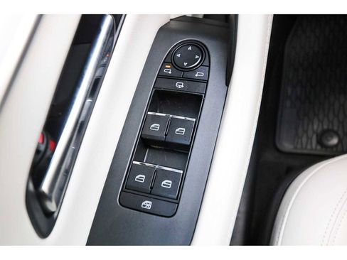 Used 2025 MAZDA CX-90 3.3 Turbo S w/ Premium Package image 22