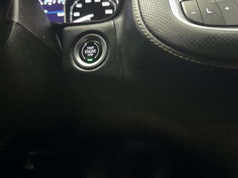 Used 2021 GMC Yukon SLT image 13