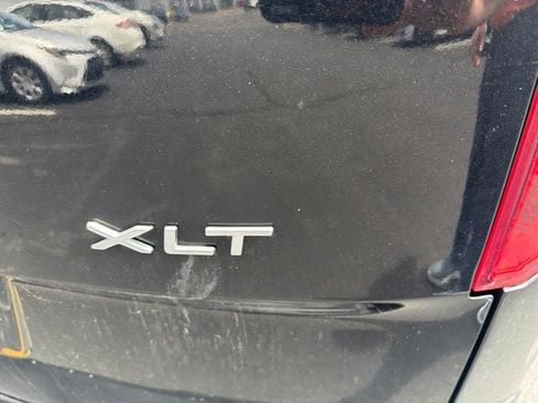 Used 2019 Ford Transit Connect XLT w/ XLT Premium Package FWD image 12