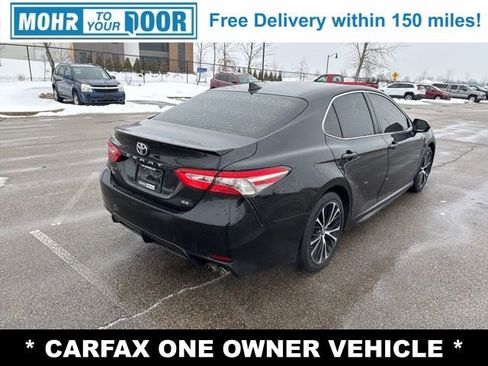 Used 2019 Toyota Camry SE image 5