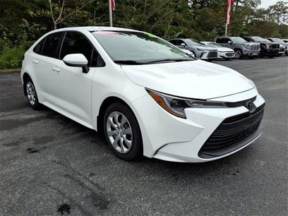 Used 2025 Toyota Corolla LE