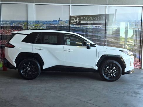 Certified 2026 Toyota RAV4 SE AWD/4WD image 4