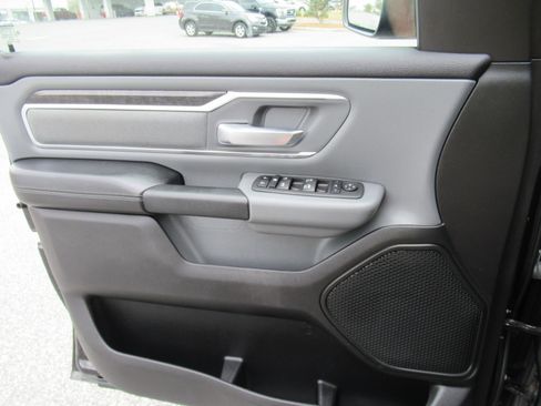 Used 2022 RAM 1500 Big Horn AWD/4WD image 17