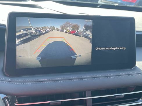 Certified 2025 INFINITI QX60 Pure image 17