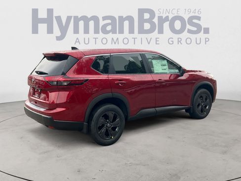 New 2026 Nissan Rogue SV FWD image 3