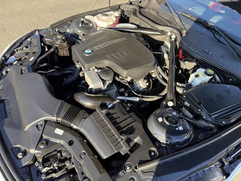 Used 2015 BMW Z4 sDrive28i image 11