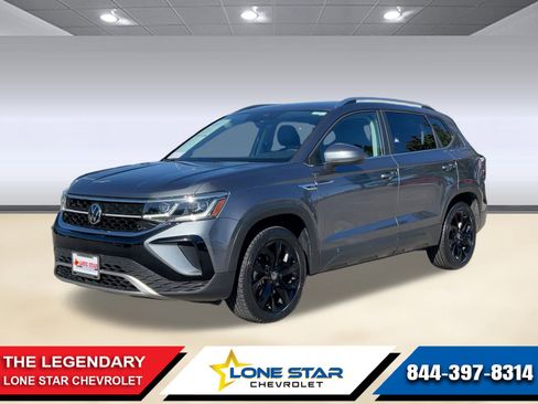 Used 2022 Volkswagen Taos SEL image 1