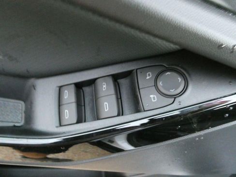 New 2027 Chevrolet Equinox LT w/ Midnight Edition AWD/4WD image 16