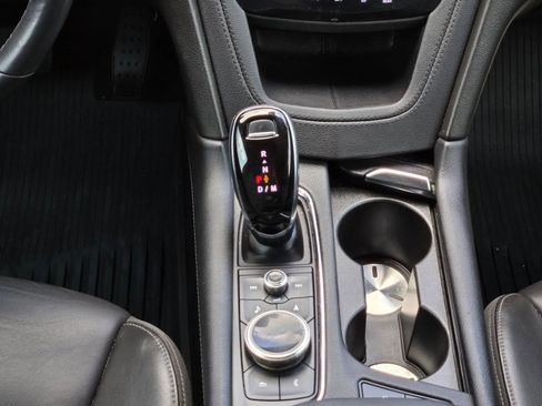 Used 2022 Cadillac XT6 Premium Luxury w/ Technology Package image 14