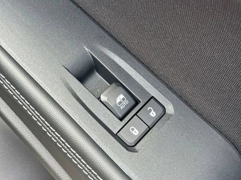 New 2026 Jeep Cherokee Laredo AWD/4WD image 17