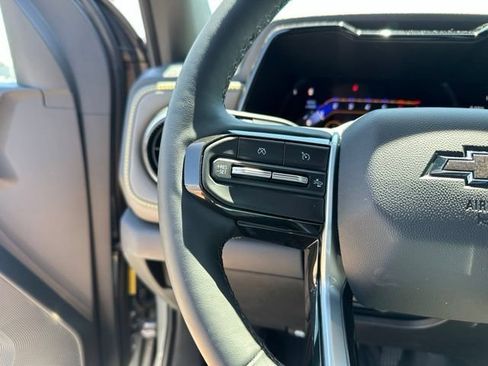 Certified 2023 Chevrolet Colorado ZR2 w/ ZR2 Convenience Package III AWD/4WD image 19