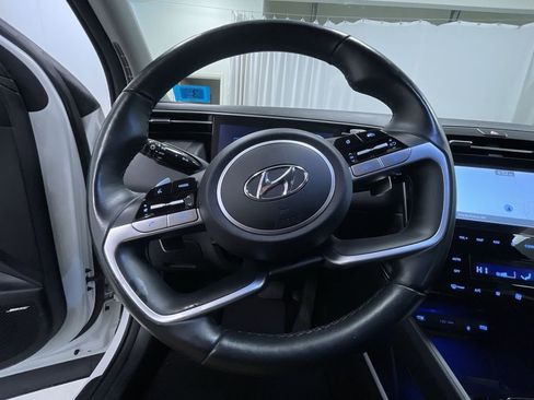 Used 2023 Hyundai Tucson Limited image 11