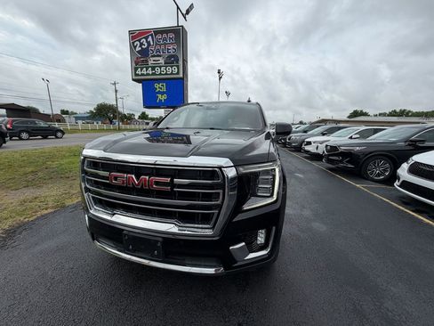 Used 2024 GMC Yukon XL SLT AWD/4WD image 8