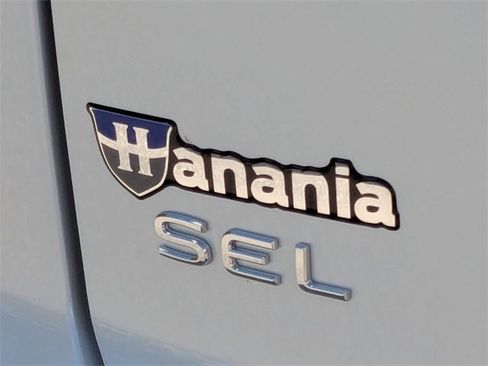 New 2026 Volkswagen Atlas Cross Sport SEL image 13