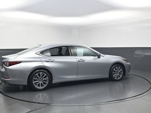 Used 2022 Lexus ES 350 w/ ES 350 Ultra Luxury Package FWD image 37