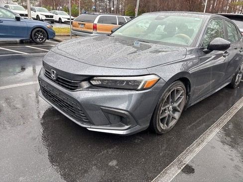 Used 2023 Honda Civic Sport image 5