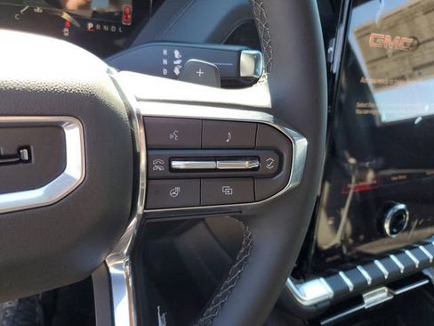 New 2026 GMC Yukon XL Denali w/ Sun & Power Step Package image 27