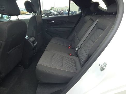 Used 2019 Chevrolet Equinox LT FWD image 15
