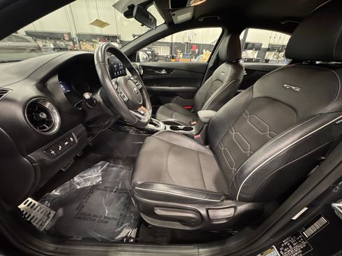 Certified 2021 Kia Forte GT-Line image 17