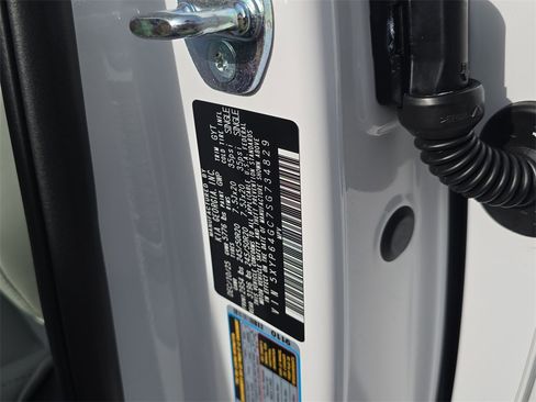 New 2025 Kia Telluride S image 39