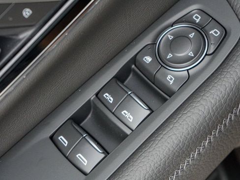 New 2026 GMC Yukon XL Denali w/ Denali Reserve Package image 16