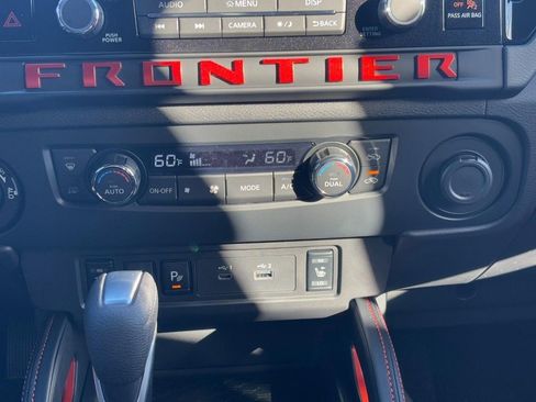 New 2026 Nissan Frontier PRO-4X w/ Pro-4x Convenience Package image 9