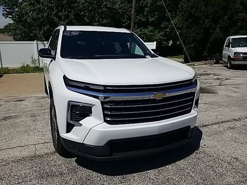 Certified 2025 Chevrolet Traverse LT FWD image 7