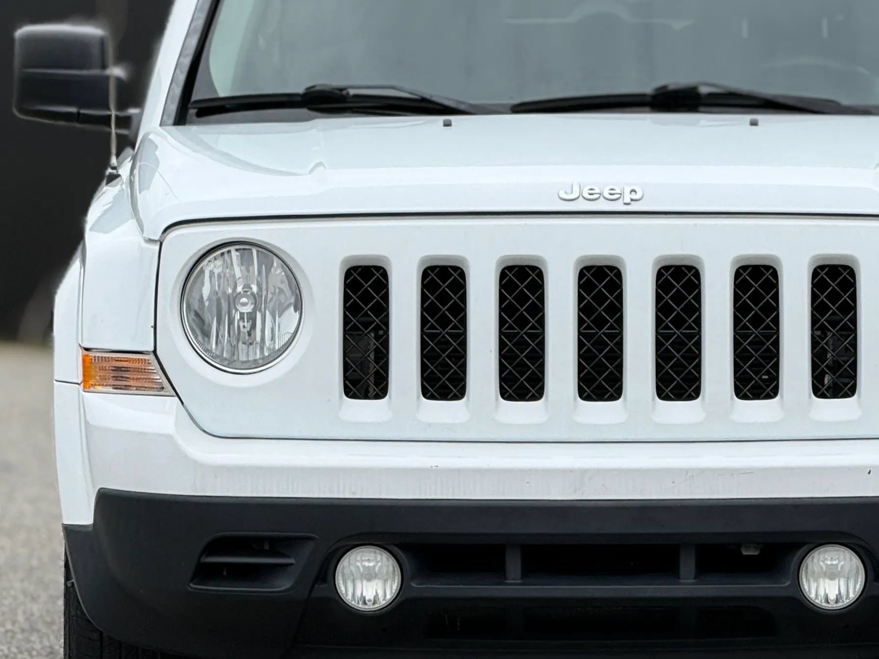 Used 2016 Jeep Patriot Sport w/ Power Value Group FWD image 10