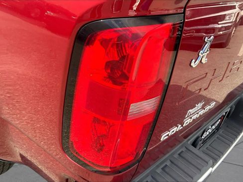 Used 2021 Chevrolet Colorado LT w/ Safety Package RWD image 29